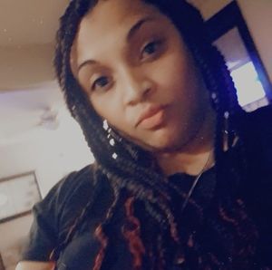 Meet your Posher, Nikki